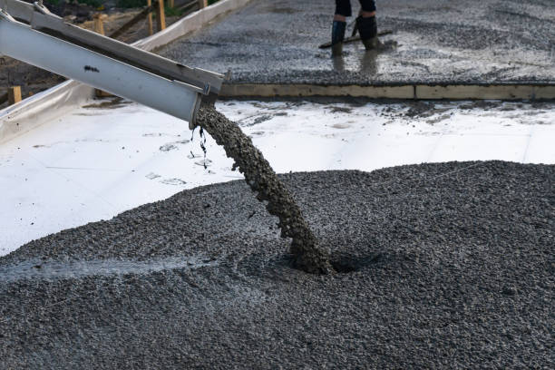 Best Concrete Pool Decks in Chagrin Falls, OH